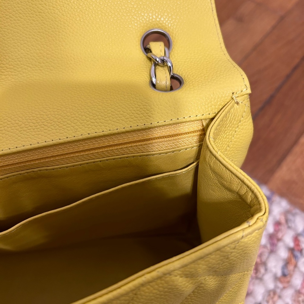 Chanel Jumbo flap caviar yellow silver hardware - Picture 9 of 10